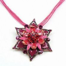 Fashion Necklace Made of Rhinestone China