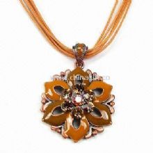 Fashion Necklace Made of Rhinestone China