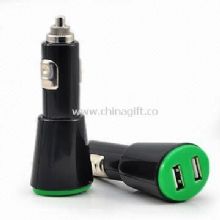 Twin 2 Port USB Car Charger Adapter for iPod PDA Mobile Phones MP3 Players and Sat Nav Devices China