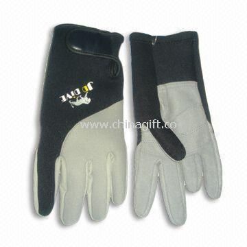Golf Gloves Made of PU Synthetic Leather Material