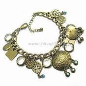 Fashion Bracelet Made of Alloy