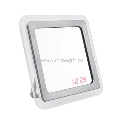 Mirror clock