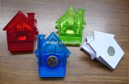 House shape magnetic memo clip