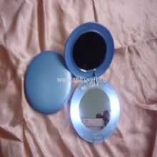 Round mirror with LED light China