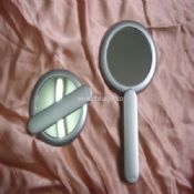 Round mirror with foldable plastic handle