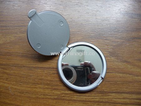 Round cosmetic mirror