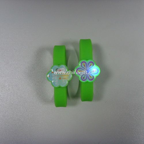 flashing Flower bracelet