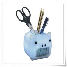 Cartoon pig shaped calendar penholder China