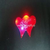 Flashing Manetic heart Pins