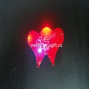 Flashing Manetic heart Pins