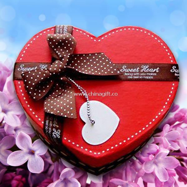 heart shaped paper gift box packaging