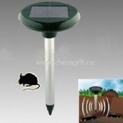 Solar power rat repeller