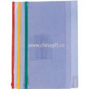 File folder with zipper