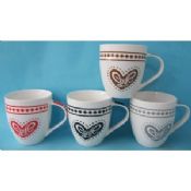 Caneca de amor coração no novo material de porcelana de ossos images