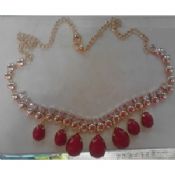 Collier fait main strass rouge images