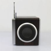 Altavoces de madera Control remoto portátil con disco SD tarjeta Radio FM images