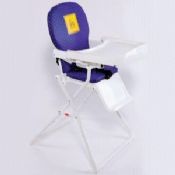 Alta silla del bebé con tela suave images