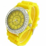 Hot selling ladies crystal silicone geneva watch images
