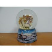 Christ 100mm céramique snowglobe eau/Neige Globes d&#39;animation pour les enfants images