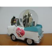 Attractive car shape design 100mm glass Water/Snow Globes images