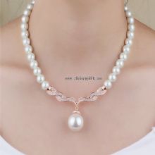 Chinese Two-piece Beautiful and Cheap Pearl Necklace images