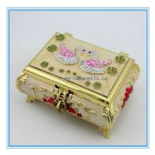 Gold plating wedding gifts swan design with diamond velvet jewelry display box for necklace images