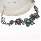 Cadeia de restauração de moda 2016 diamante colar de flores images