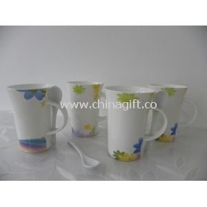 Leaves mug and spoon in set