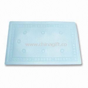 Schaumstoff-Badematte mit starken Suction Cups, bietet optimale Griffigkeit