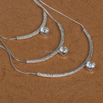 Cool woman three alloy jewel pendant necklace