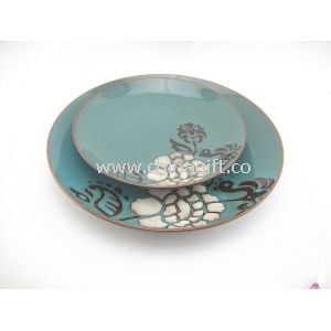 Round porcelain handprint color plate 9-10.5 inches plate