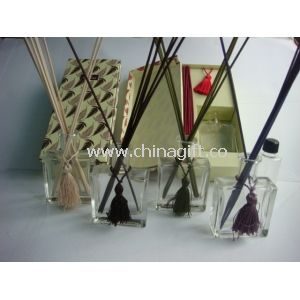 Home Votivo Anthousa Rose Reed Diffuser Set