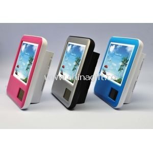 Electronic Desktop Calendar with Perpetual Calendar