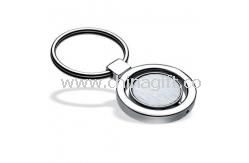 Metal keyring