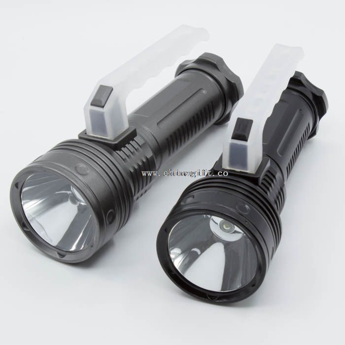 ABS plástico 3 AA batería barata y potente linterna led