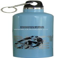 750ml double-wall stainless steel vacuum bottle with an aluminium carabiner China