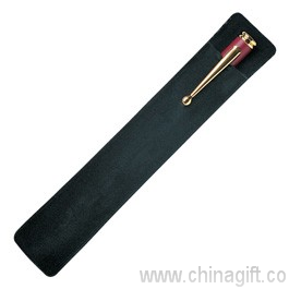 Penna di sacchetto di velluto nero
