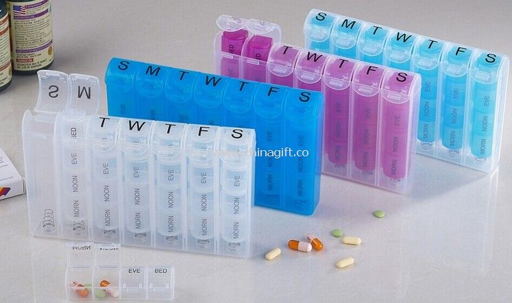 7dyas pill box with 28 compartments