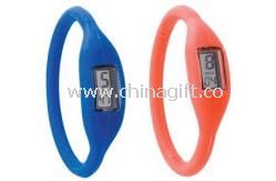 Moda venda quente silicone pulseira relógio cores