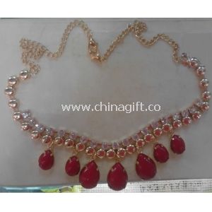 Collier fait main strass rouge