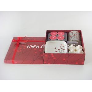 Christmas red berry candle gift set
