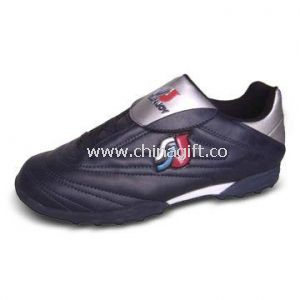 Soccer Shoes with PU Upper and TPU Outsole