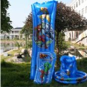 Respectueux de l&#39;environnement en PVC gonflable matelas pneumatique bleu pour parc aquatique images