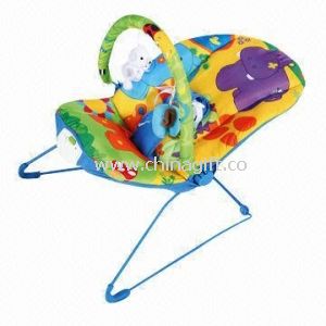 Baby bouncer with vibration and 3 funny toys
