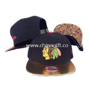 Elang hitam Chicago topi