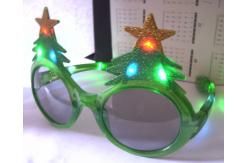 Λάμποντας χριστουγεννιάτικο δέντρο γυαλιά ηλίου images