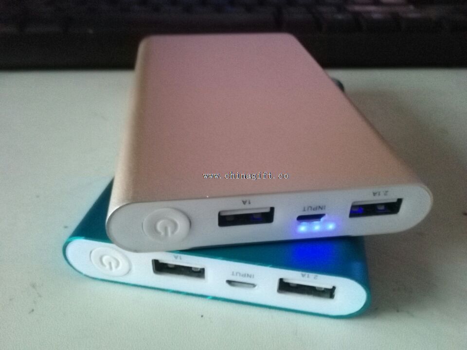 8000mAh ultra tenké, dlouhotrvající vysokou kapacitou baterie power bank