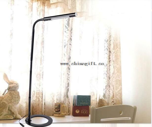 Lámpara de escritorio plegable con brazos flexibles de interruptor de contacto