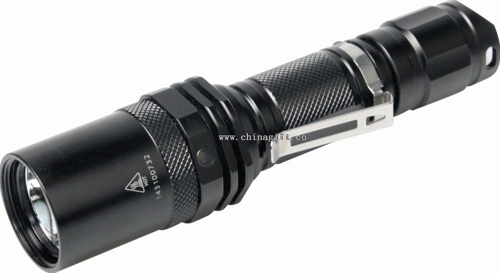 led flashlight with magnet