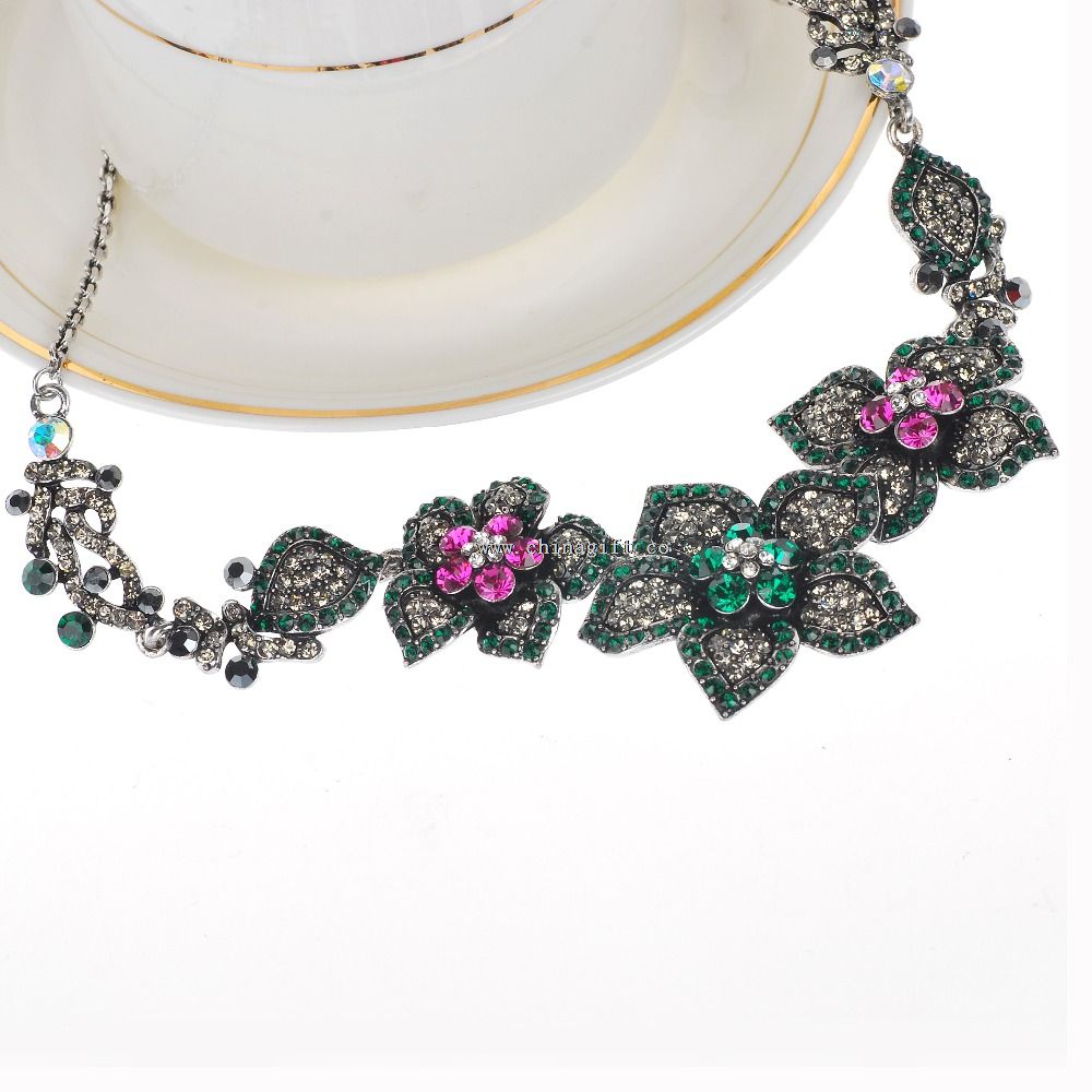 2016 mode restaurering kæde diamant blomst halskæde
